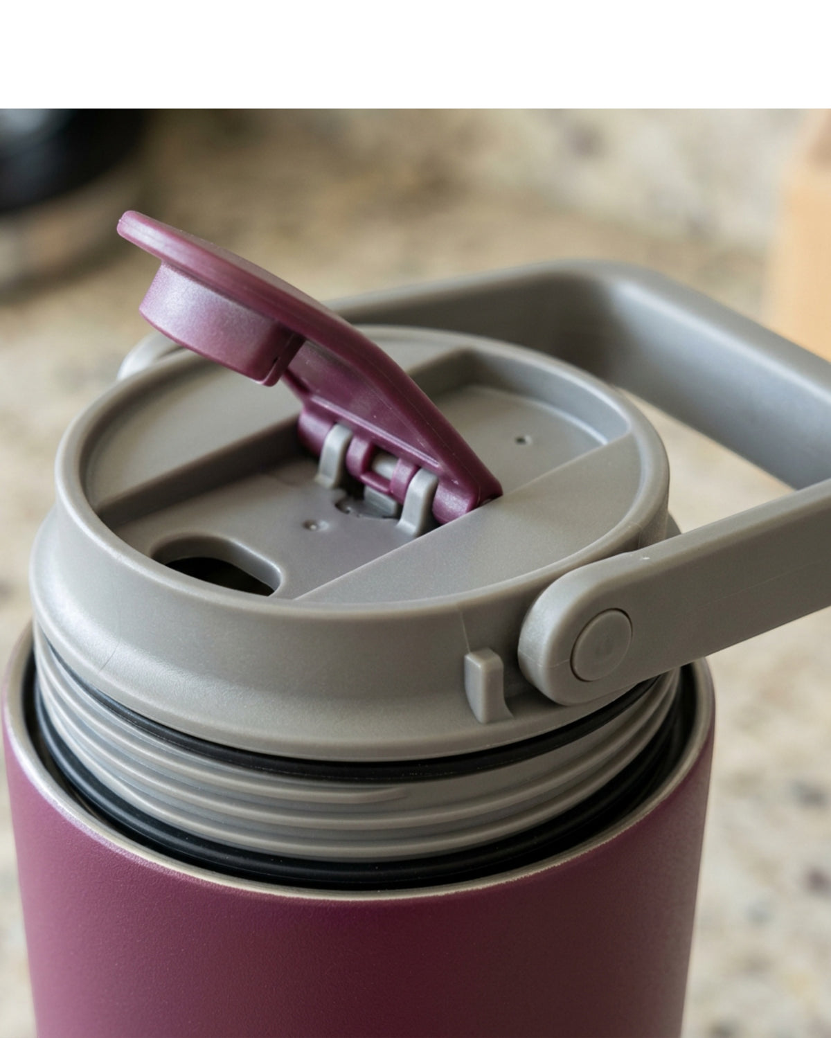Fbktm Folding-Handle Vacuum Travel Cup 18 oz Plum Stone - Detail view